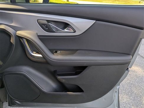 New 2025 Chevrolet Blazer LT w/ Convenience Package image 34