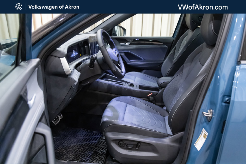 New 2026 Volkswagen Tiguan SE R-Line AWD/4WD image 10
