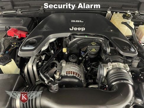 Used 2020 Jeep Gladiator Sport w/ Quick Order Package 24S image 24