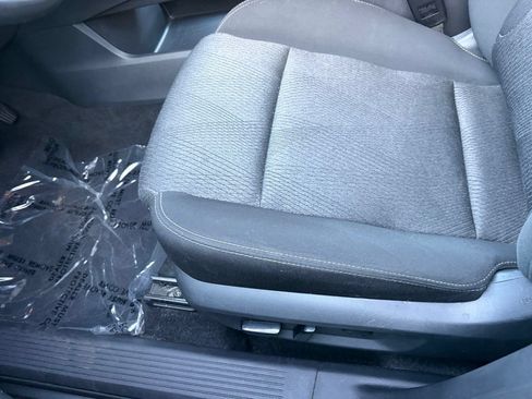 Used 2021 Nissan Rogue SV FWD image 21