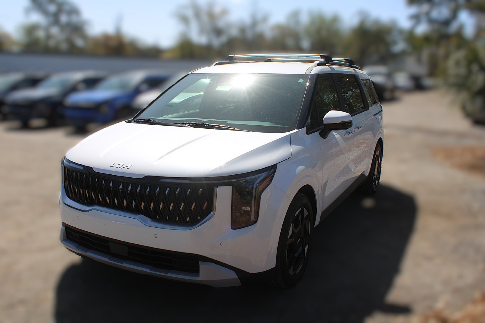 New 2026 Kia Carnival EX FWD image 22