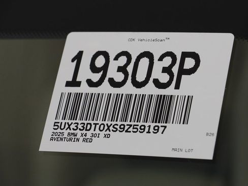 Certified 2025 BMW X4 xDrive30i image 27