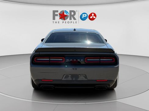 Used 2019 Dodge Challenger R/T Scat Pack RWD image 4