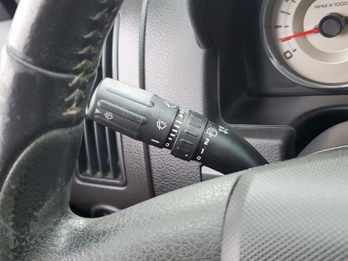 Used 2010 Ford Edge SEL image 14