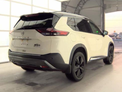 Used 2023 Nissan Rogue SL w/ SL Premium Package AWD/4WD image 4