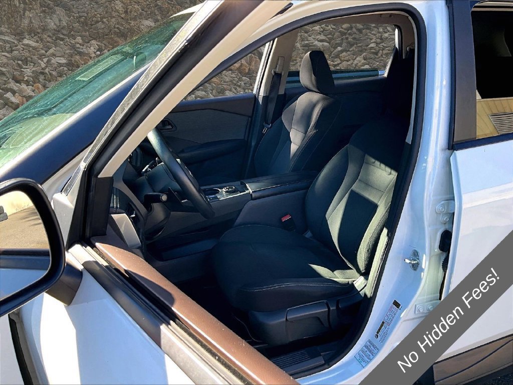 Used 2023 Nissan Rogue S AWD/4WD image 21