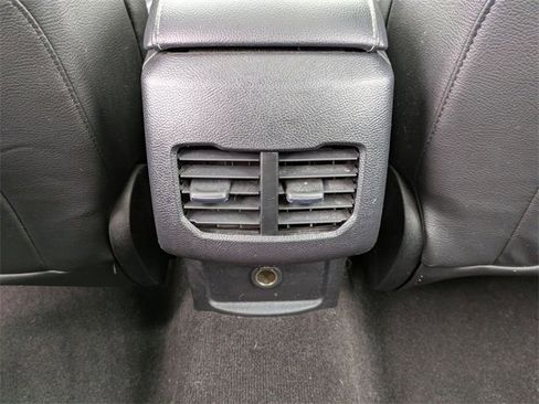 Certified 2019 Ford Fusion SE image 18