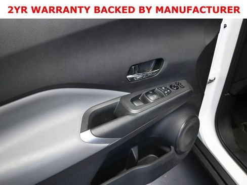 Used 2024 Nissan Kicks SR w/ SR Premium Package image 11