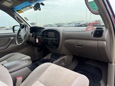 Used 2007 Toyota Sequoia SR5 image 10