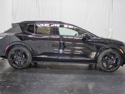 New 2026 Chevrolet Equinox EV RS image 5