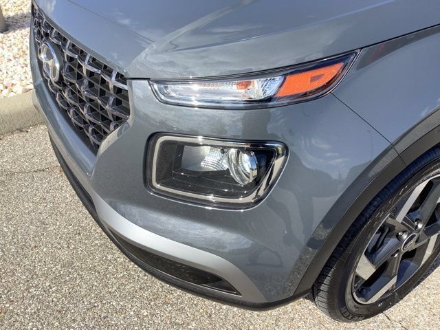 Used 2026 Hyundai Venue SEL FWD image 63