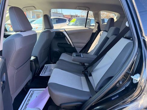 Used 2013 Toyota RAV4 LE image 9