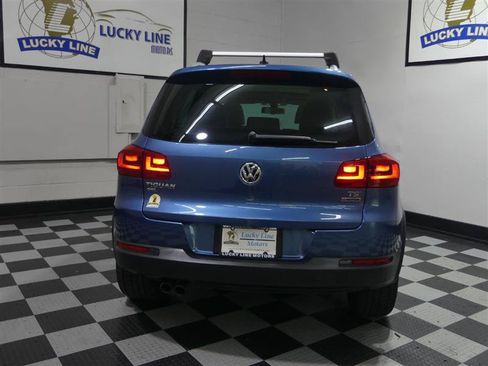 Used 2017 Volkswagen Tiguan SEL AWD/4WD image 8