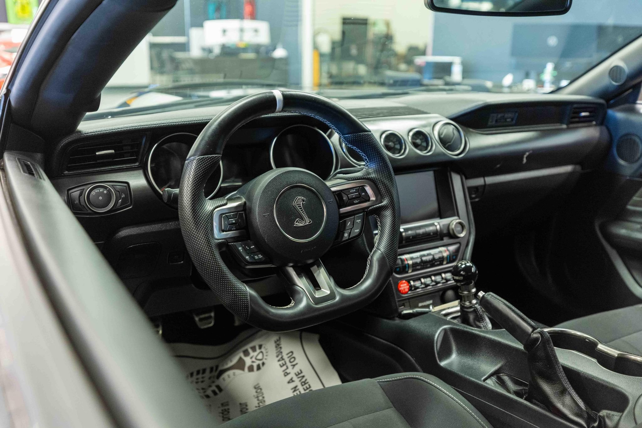 Used 2017 Ford Mustang Shelby GT350 RWD image 10