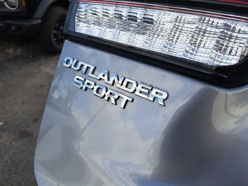 Used 2022 Mitsubishi Outlander Sport SE image 9