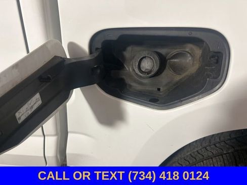 Used 2021 Chevrolet Colorado W/T AWD/4WD image 36