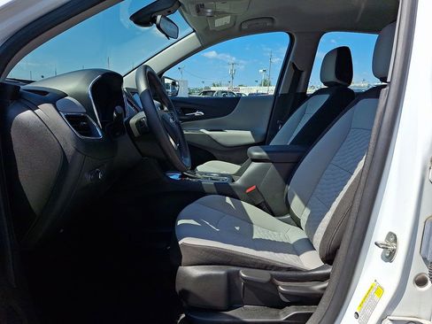 Used 2020 Chevrolet Equinox LS FWD image 14
