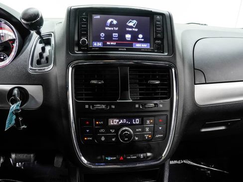 Used 2019 Dodge Grand Caravan GT FWD image 25
