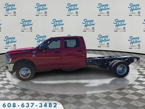 New 2026 RAM 3500 Tradesman w/ Chrome Appearance Group A AWD/4WD image 8