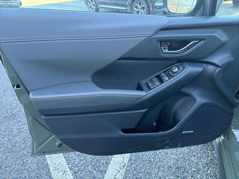 Certified 2025 Subaru Crosstrek 2.5i Limited image 33