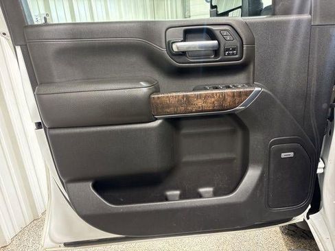 Used 2020 GMC Sierra 3500 Denali w/ Denali Ultimate Package image 12