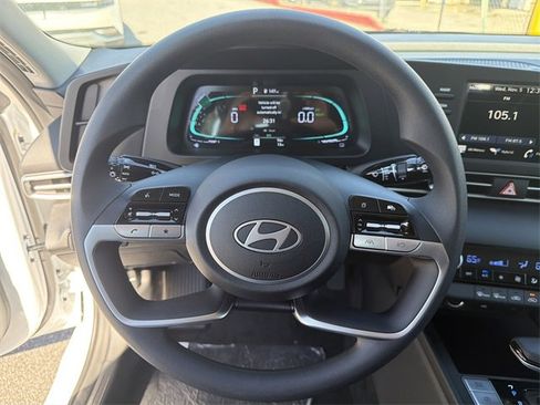 New 2026 Hyundai Elantra Blue image 22