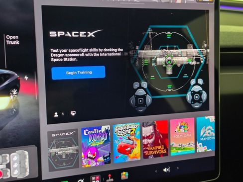 Used 2025 Tesla Model 3 Long Range RWD image 32