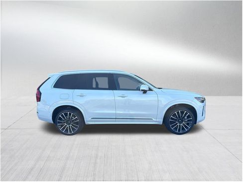 New 2026 Volvo XC90 B6 Ultra AWD/4WD image 4