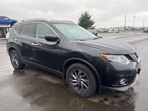 Used 2016 Nissan Rogue SL w/ SL Premium Package image 6