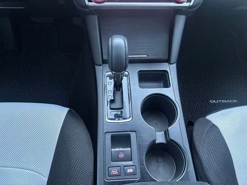 Used 2018 Subaru Outback 3.6R Limited image 8