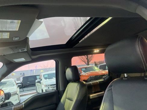 Used 2019 Ford F150 Lariat w/ Equipment Group 502A Luxury image 21