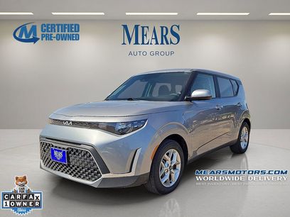 Used 2023 Kia Soul LX w/ Option Group 015