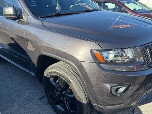 Used 2015 Jeep Grand Cherokee Altitude AWD/4WD image 1