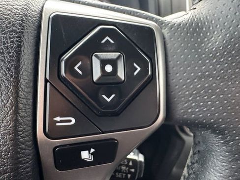 Used 2022 Toyota 4Runner Limited image 8