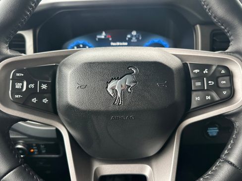 New 2025 Ford Bronco Badlands image 24