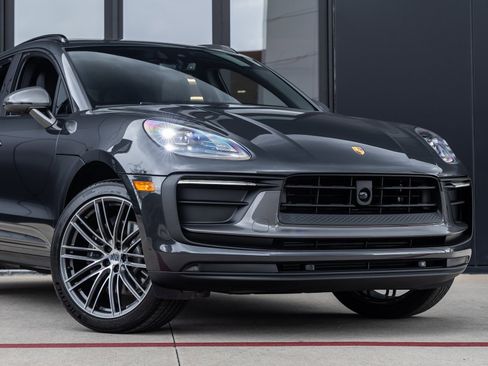 New 2026 Porsche Macan Turbo image 9