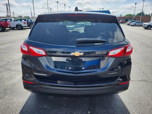 Used 2021 Chevrolet Equinox LS w/ LS Convenience Package FWD image 7