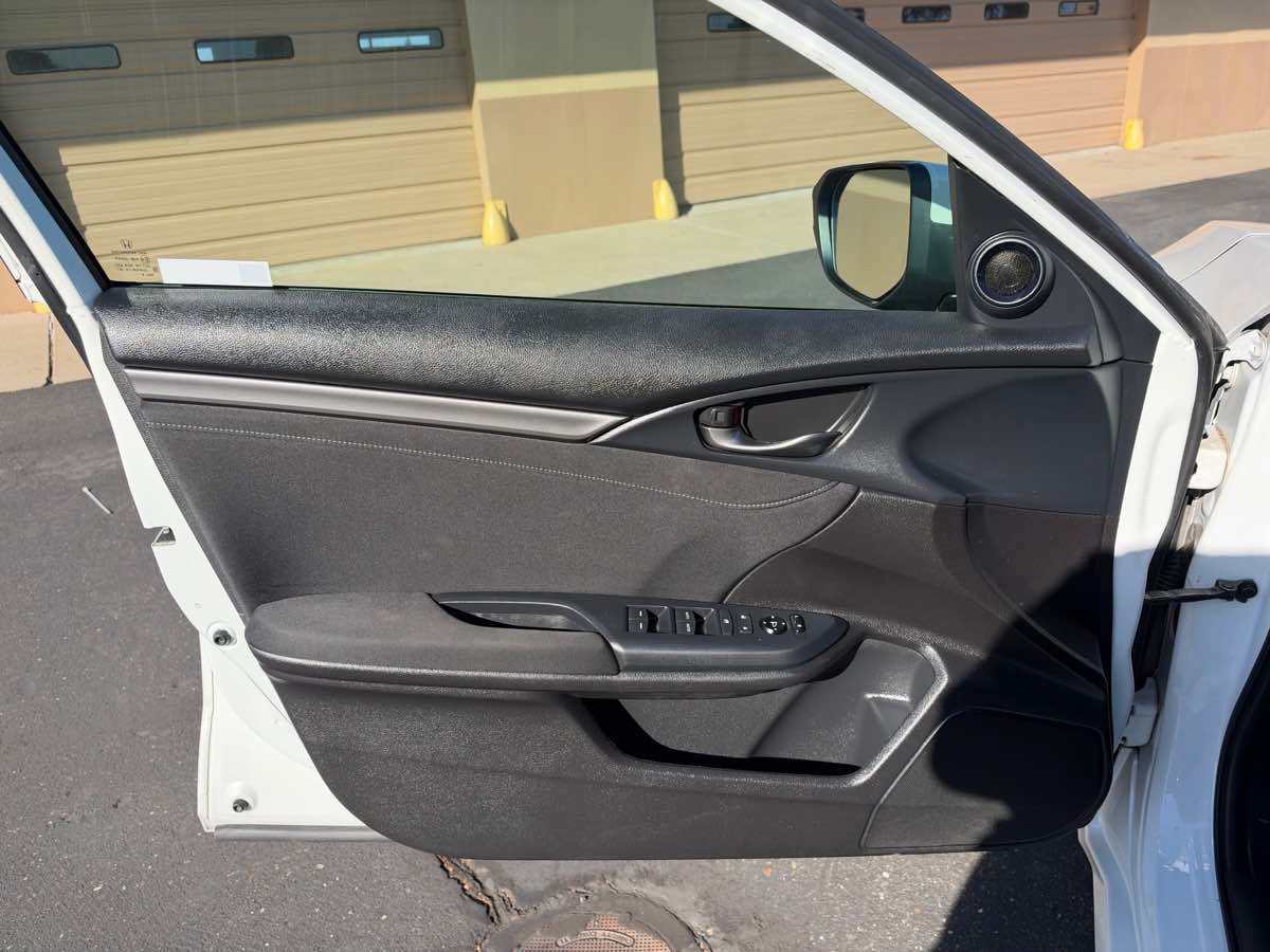 Used 2020 Honda Civic EX image 13