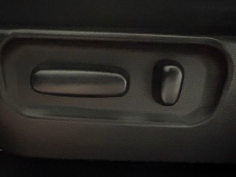 Certified 2021 Toyota Tacoma TRD Off-Road image 5