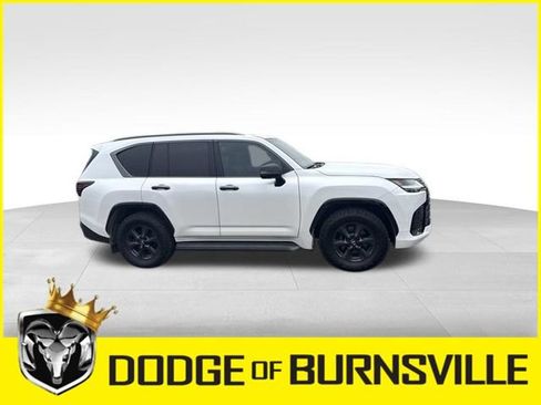 Used 2025 Lexus LX 700h Overtrail AWD/4WD image 4