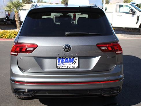 Used 2022 Volkswagen Tiguan SE R-Line AWD/4WD image 7