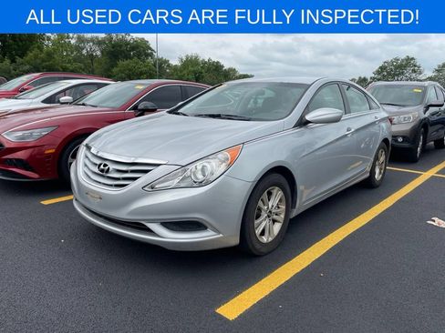Used 2011 Hyundai Sonata GLS w/ Popular Equipment Pkg 2 FWD image 2