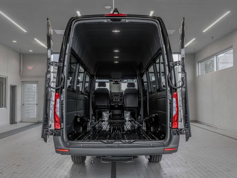 New 2025 Mercedes-Benz Sprinter 3500 image 15