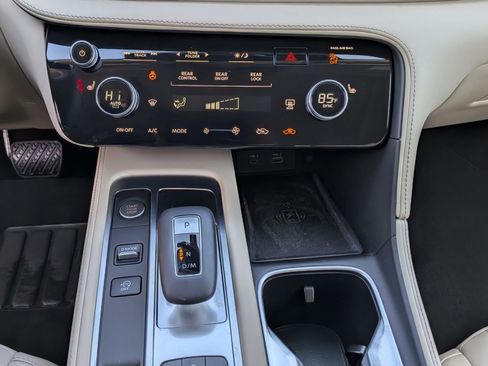 Used 2025 INFINITI QX60 Pure image 22