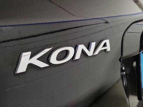 Used 2023 Hyundai Kona SEL image 8