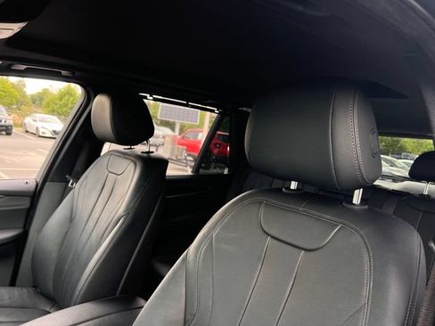Used 2018 BMW X5 xDrive40e w/ Driving Assistance Package AWD/4WD image 14