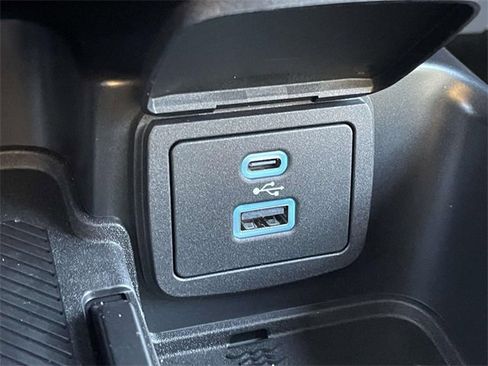 New 2025 Ford Bronco Base image 21