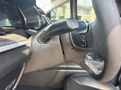 Used 2024 Jeep Grand Cherokee Limited w/ Black Appearance Package image 50