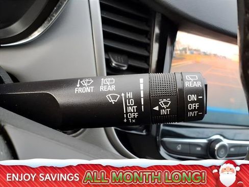 Used 2020 Chevrolet Trax LT w/ LT Convenience Package image 29