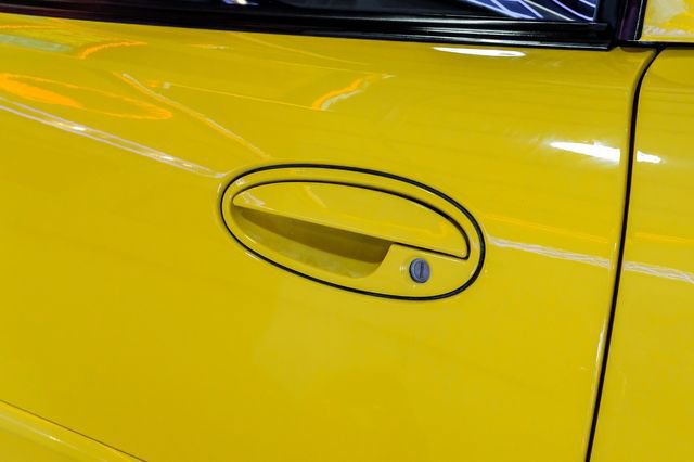 Used 2003 Chevrolet Corvette Z06 w/ Memory Package, 3 Drivers RWD image 26